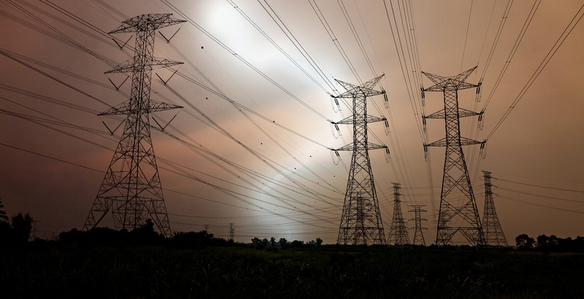 What Is an Electrical Power Surge?